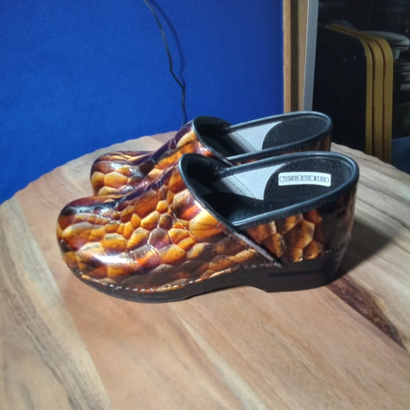 Dansko Professional Tigers Eye Clog EU 38, US 7.5-8 - Picture 4 of 9
